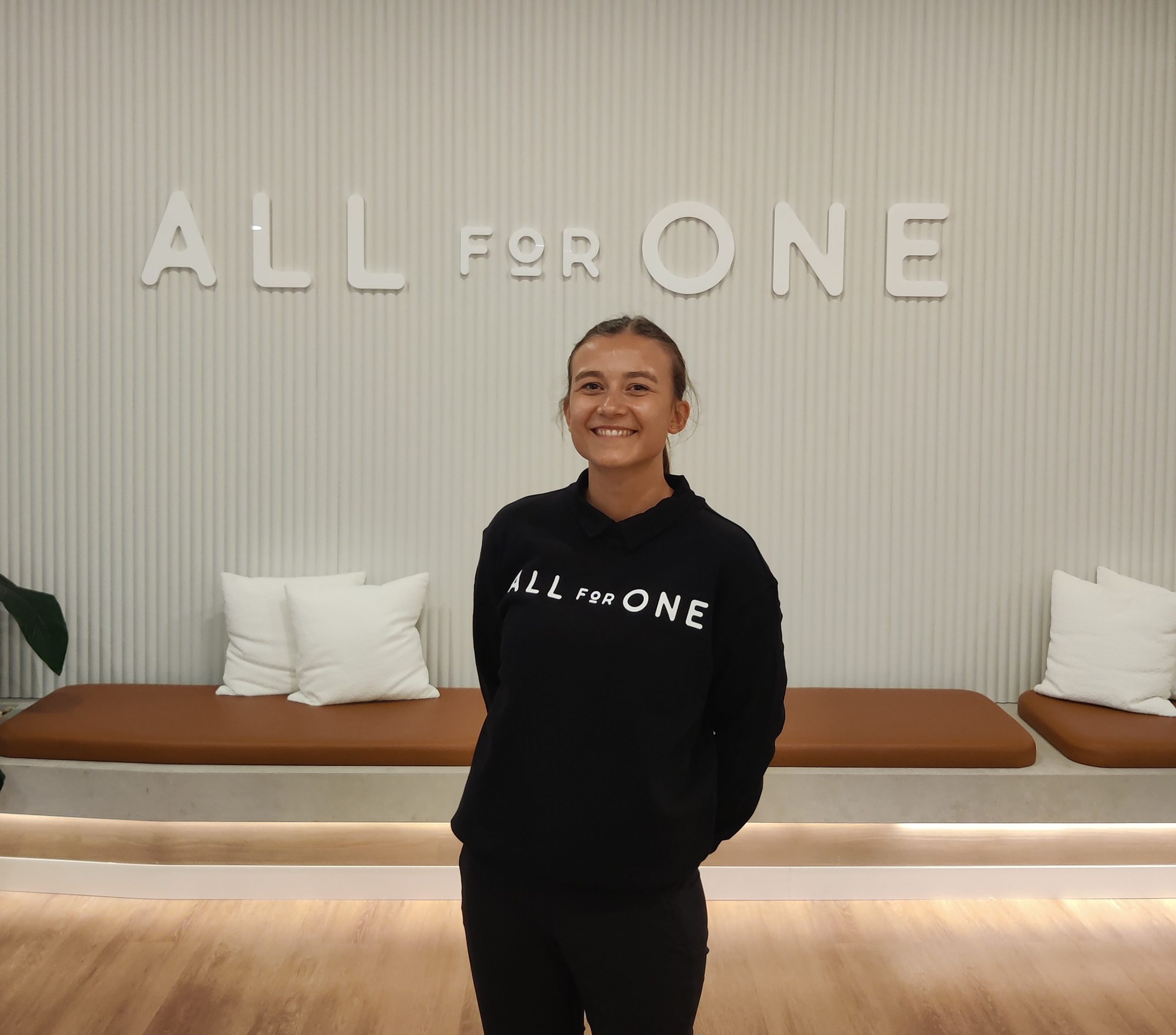 allforone - freya-physio-mid-shot-scaled